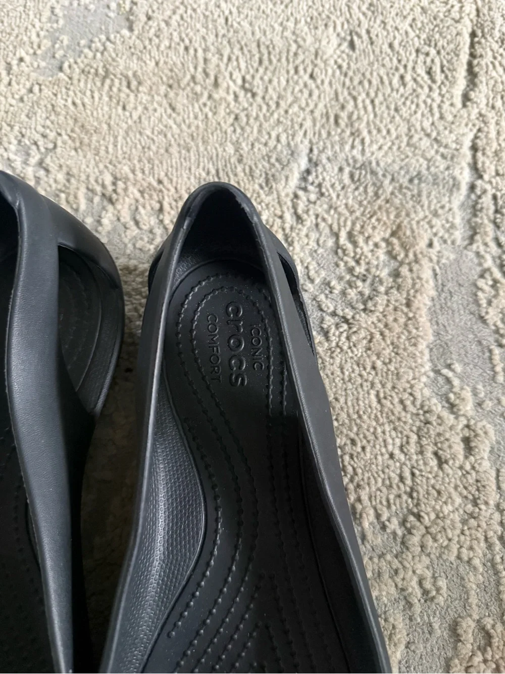 Crocs Black Sienna Ballet Flats Comfort Slip On lightweight cutout 10